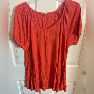 Deep Coral flowy vneck top